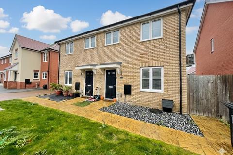 3 bedroom semi-detached house for sale, Barrow Lane, Houghton Conquest, Bedford, Bedfordshire, MK45 3PE