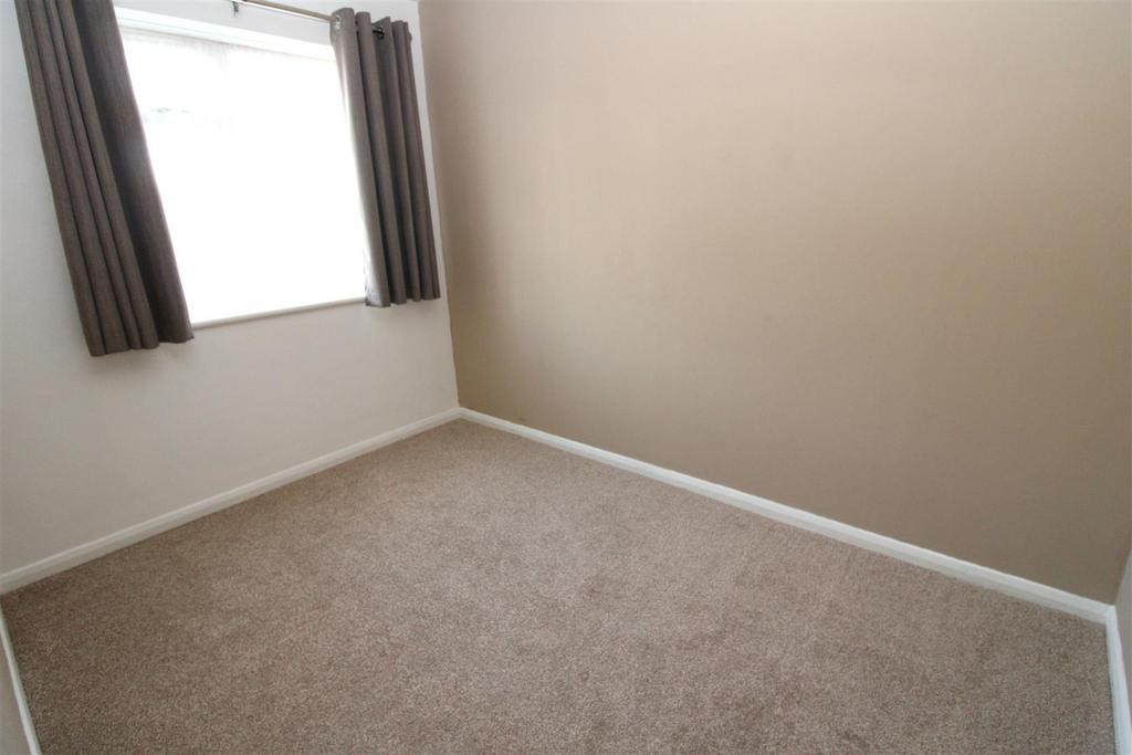Bedroom 2.JPG