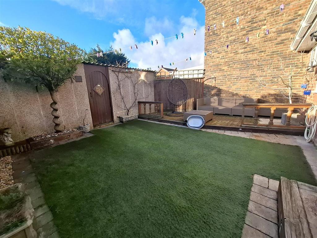 Garden 1.jpg