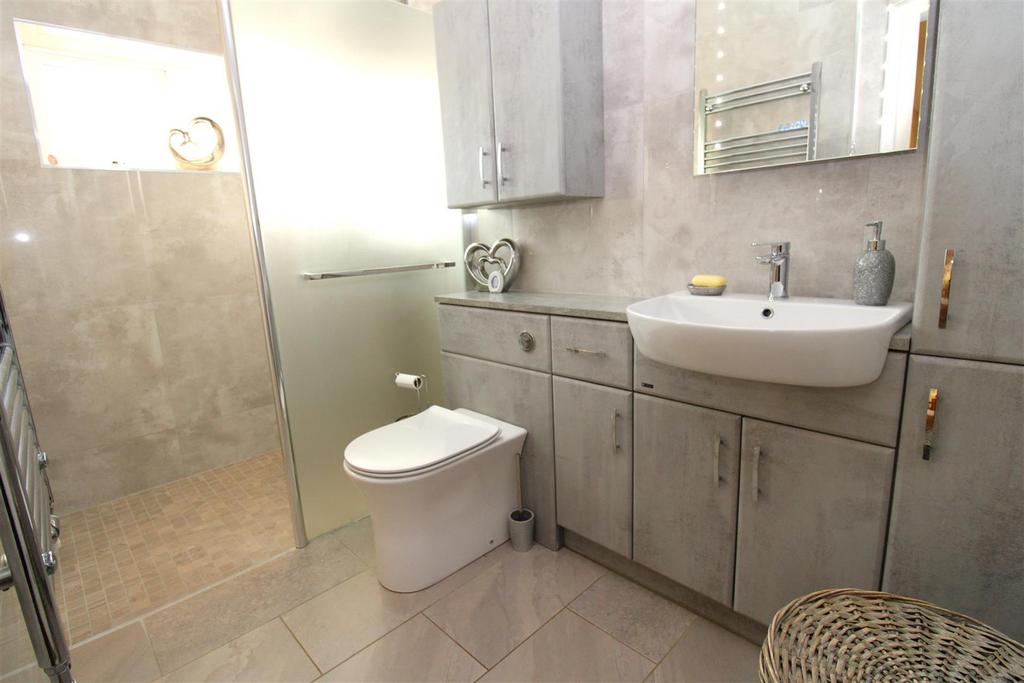 Ground Floor Shower Room.JPG