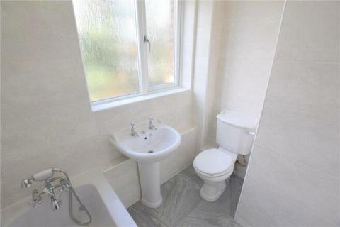 2 bedroom flat to rent, Malcolm Close, NG3