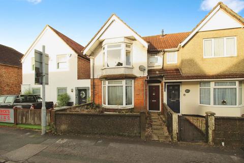 undefined, Ferndale Road, Swindon SN2