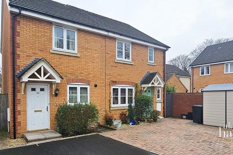 2 bedroom semi-detached house to rent, St. Josephs Way, Lyneham, SN15
