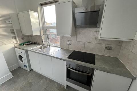 1 bedroom flat to rent, John Campbell Road, London N16