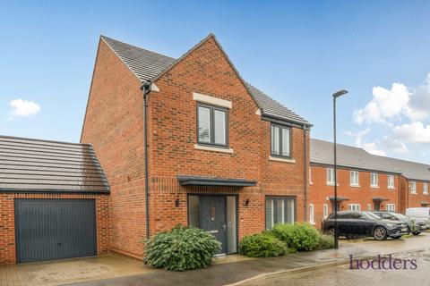 4 bedroom link detached house for sale, Garrett Crescent, Ottershaw, Surrey, KT16