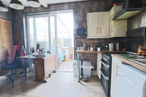 undefined, Chestnut Grove, Withernsea,  HU19 2PH
