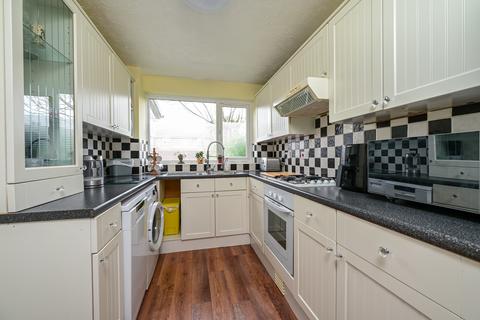 undefined, Carmarthen Close, Farnborough, GU14