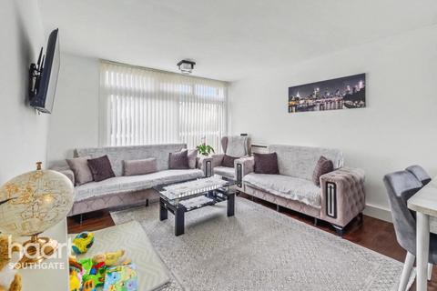 2 bedroom apartment for sale, Merridene, London