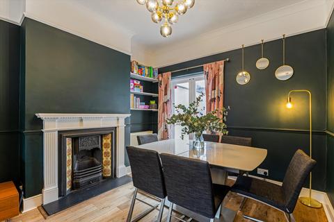 4 bedroom terraced house for sale, Earlsfield Road, London SW18