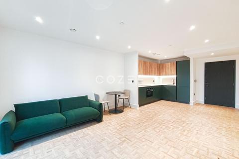 2 Monarch Square, Clapham SW11