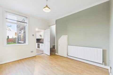 3 bedroom terraced house for sale, Grovehill Road, Beverley, HU17 0EJ