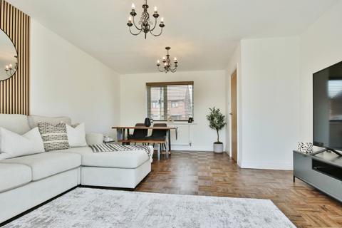 3 bedroom semi-detached house for sale, Highfield Crescent, Hull, HU11 4ED