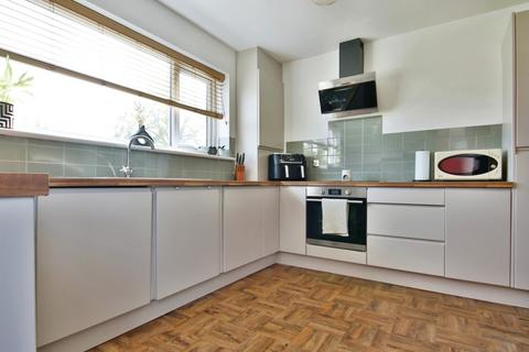 3 bedroom semi-detached house for sale, Highfield Crescent, Hull, HU11 4ED