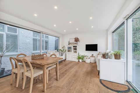 3 bedroom maisonette for sale, Cannon Hill Lane, London SW20