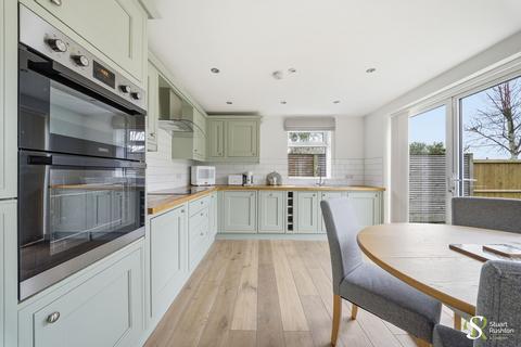 undefined, Lynton Close, Knutsford, WA16