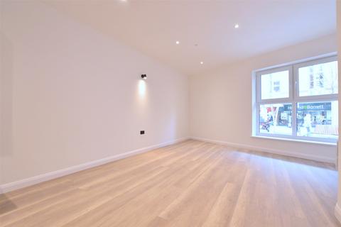 undefined, London Road, Surrey RH1