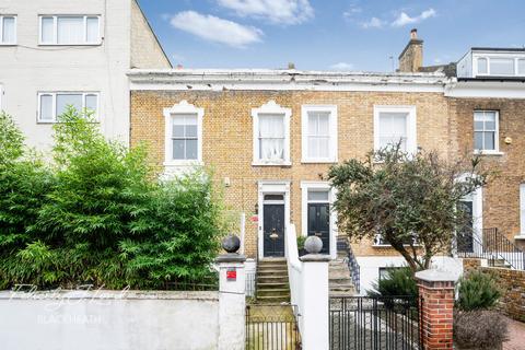4 bedroom terraced house for sale, Woodhill, Woolwich