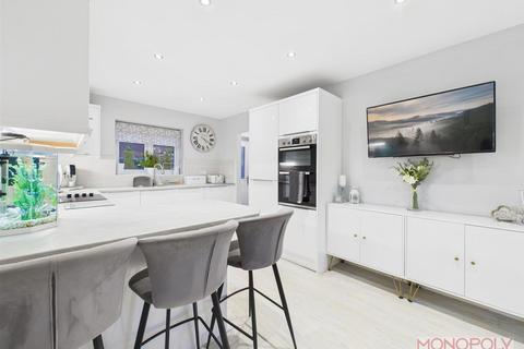 undefined, Maes Gwyrdd, Gwersyllt, Wrexham