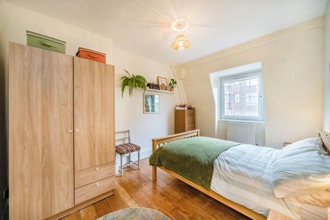 2 bedroom flat for sale, Adare Walk, London SW16