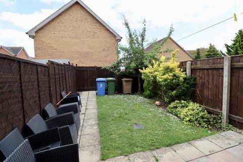 2 bedroom terraced house to rent, Centurion Walk Market Weighton York
