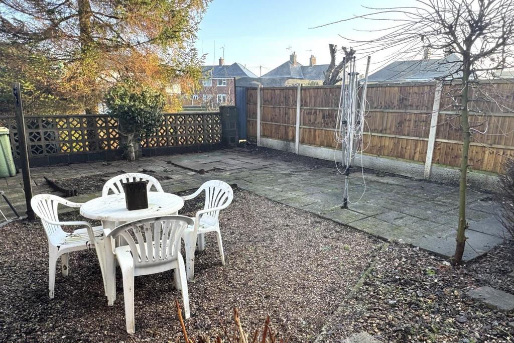 Garden 1.jpg