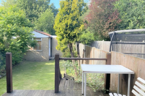 undefined, Pymmes Green Road, London N11