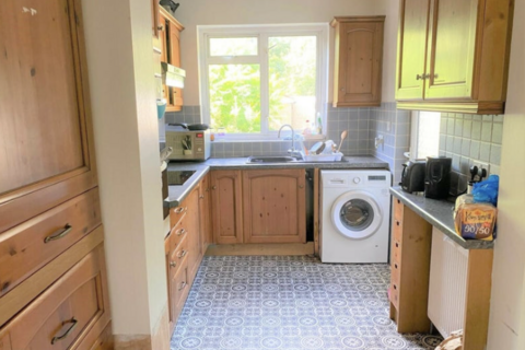 undefined, Pymmes Green Road, London N11
