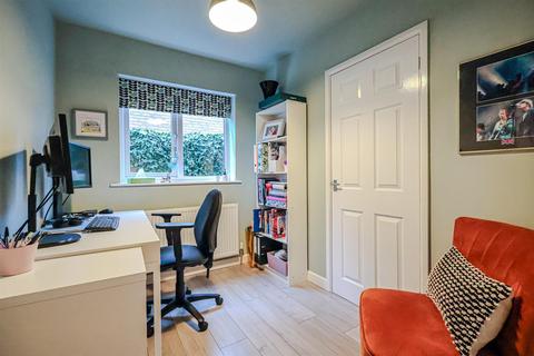4 bedroom detached house for sale, Lea Close, Ravenshead, Nottingham