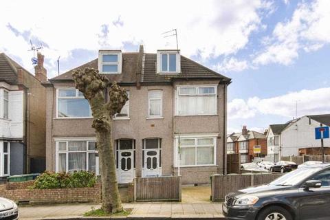 Welldon Crescent, Harrow