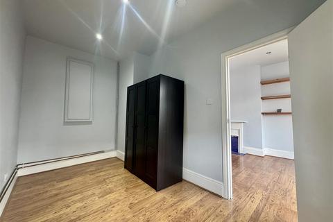 1 bedroom apartment to rent, Welldon Crescent, Harrow