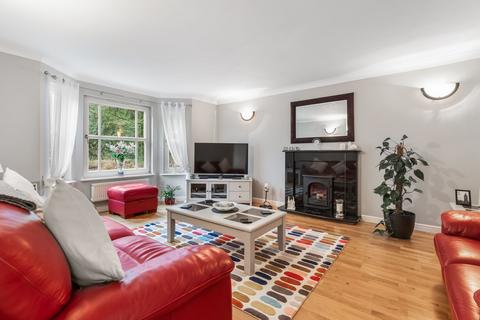 undefined, Kellie Wynd, Dunblane, FK15