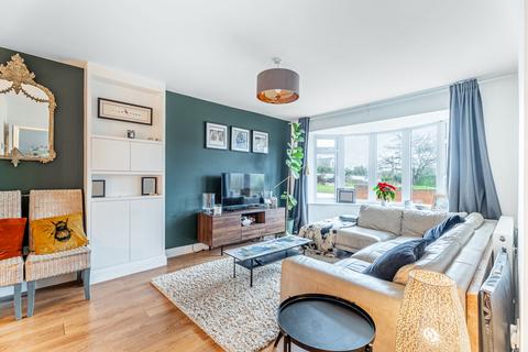 3 bedroom bungalow for sale, Castle Rise, St. Albans AL4