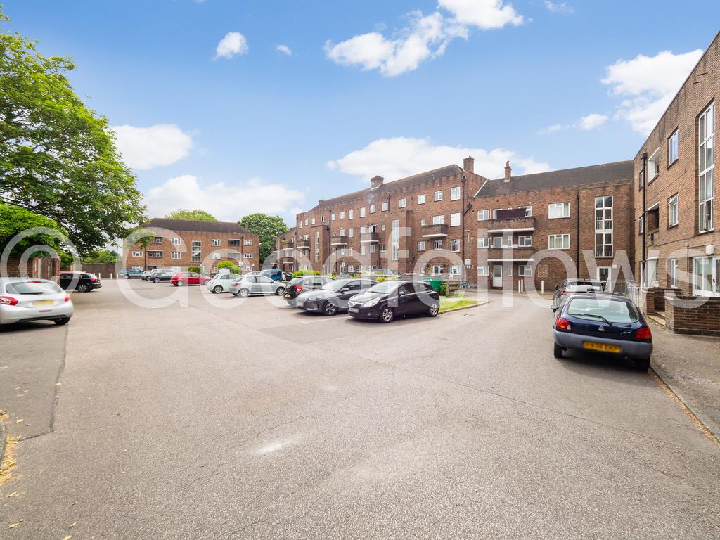 Farnham C16-020-Edit