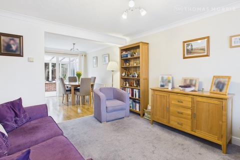 3 bedroom end of terrace house for sale, Lindisfarne Close, St. Neots PE19