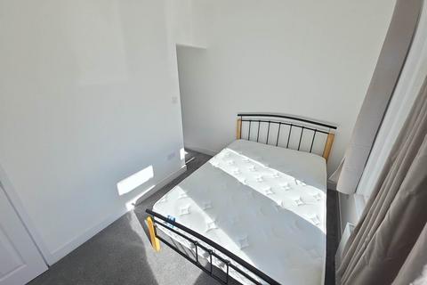 undefined, Liverpool Road, Reading RG1