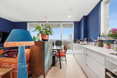 2 bedroom apartment for sale, Corsican Square, London