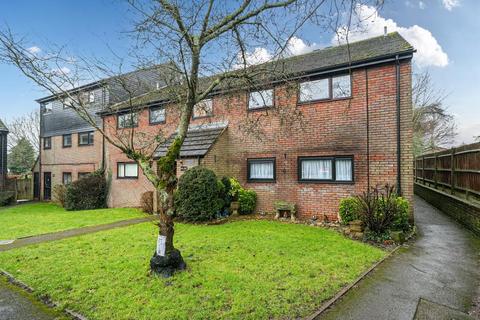 undefined, Bovingdon,  Hertfordshire,  HP3