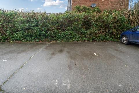 undefined, Bovingdon, Hertfordshire, HP3