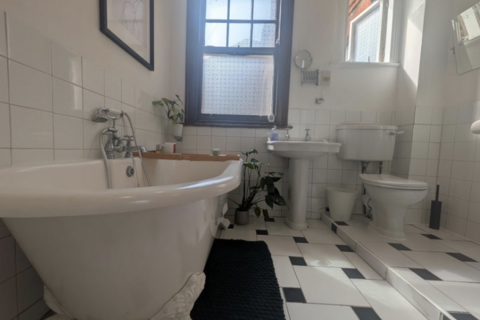 undefined, Cannon Hill, London N14