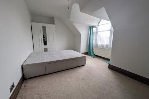 undefined, Cannon Hill, London N14