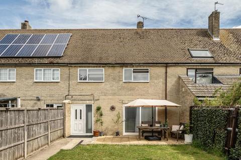 2 bedroom terraced house for sale, Frethern Close, Burford