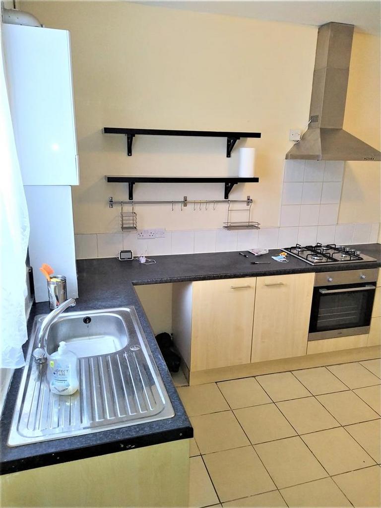 Kitchen..jpg