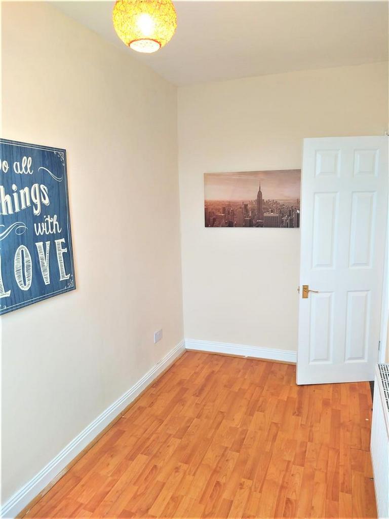 Bedroom2.jpg