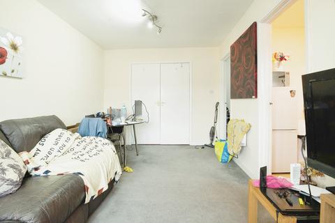 undefined, Elmwood Court, Elm Street, Caerdydd, CF24