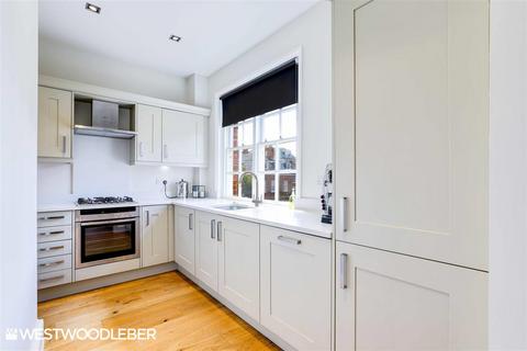 undefined, Hertford SG13