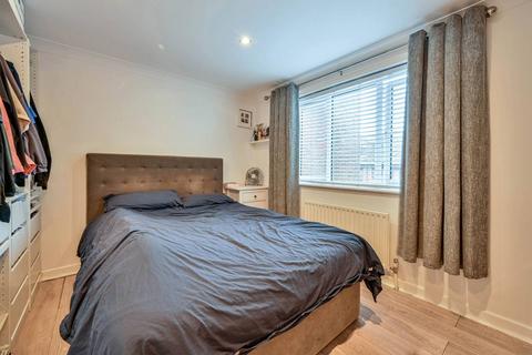 undefined, Lower Guildford Road, Knaphill, Woking, GU21