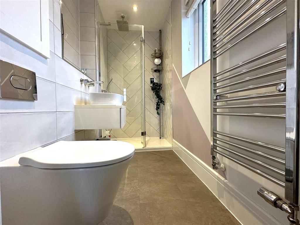 En-Suite Shower Room 147