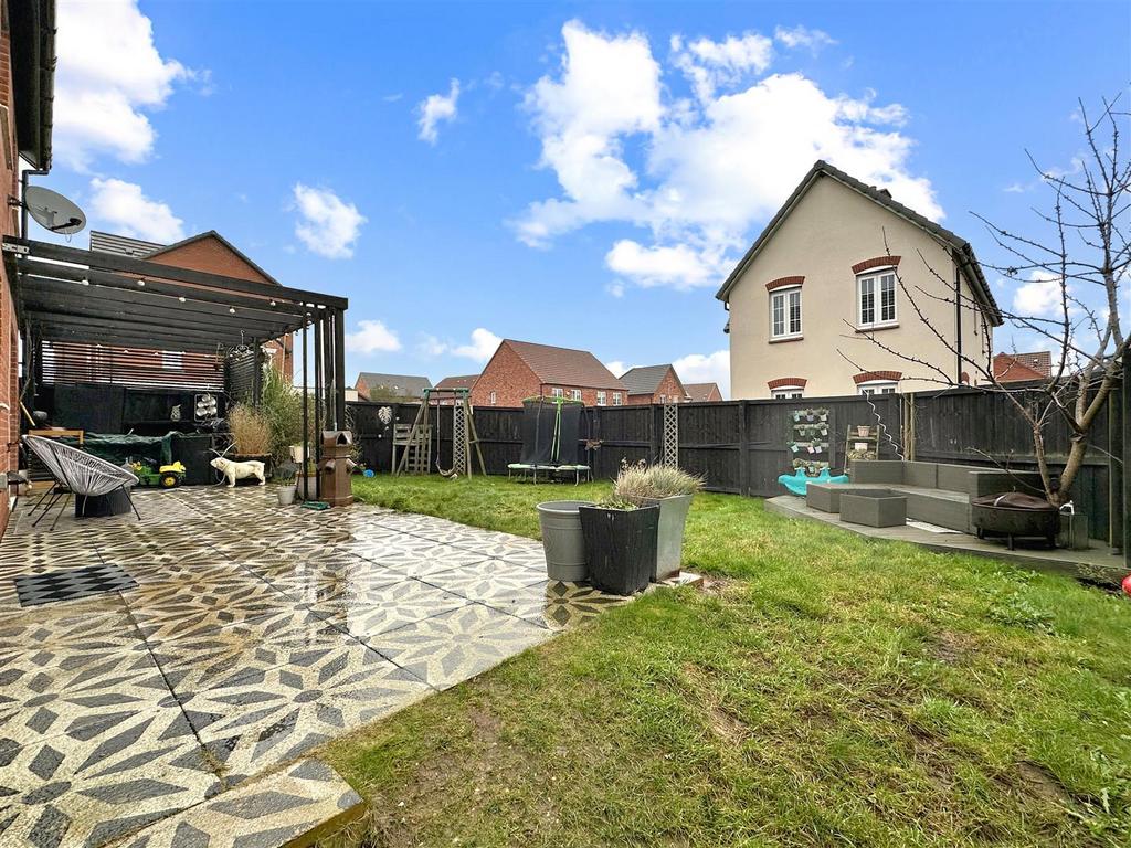 Rear Garden 254