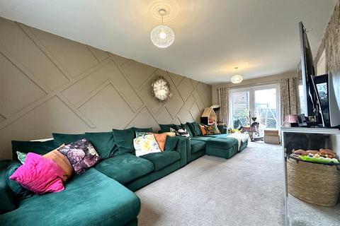 4 bedroom detached house for sale, Ribbon Pond Drive, Middlebeck, Newark