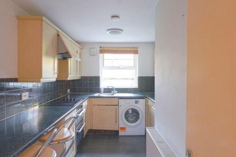 undefined, Portsmouth Road, Esher, Surrey, KT10